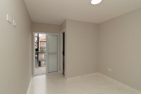 Casa para alugar com 104m², 3 quartos e 2 vagasSuíte