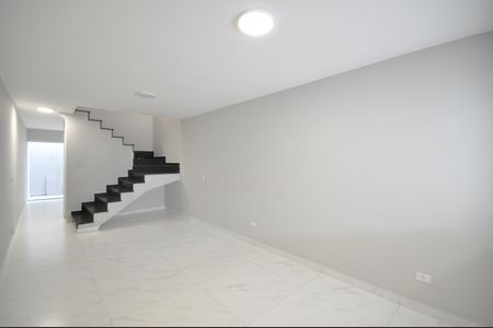 Sala de casa à venda com 3 quartos, 104m² em Vila Medeiros, São Paulo