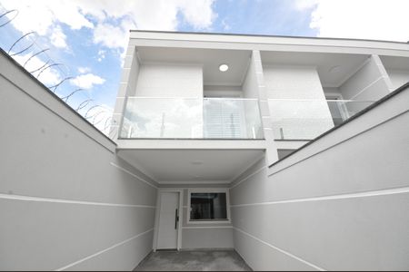 Casa para alugar com 104m², 3 quartos e 2 vagasFachada