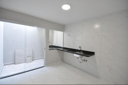 Casa para alugar com 104m², 3 quartos e 2 vagasCozinha