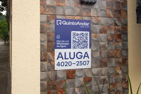 Casa de condomínio para alugar com 136m², 3 quartos e 2 vagasPlaquinha
