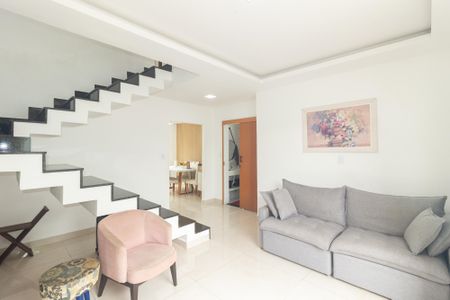 Sala de casa de condomínio para alugar com 3 quartos, 136m² em Campo Grande, Rio de Janeiro