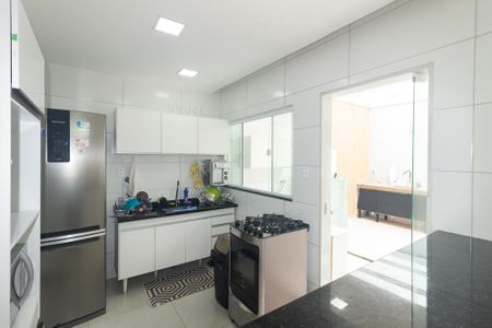 Casa de condomínio para alugar com 136m², 3 quartos e 2 vagasCozinha