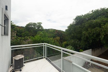 Casa de condomínio para alugar com 136m², 3 quartos e 2 vagasVista da Suíte