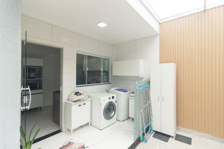 Casa de condomínio para alugar com 136m², 3 quartos e 2 vagasÁrea de Serviço