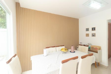 Casa de condomínio para alugar com 136m², 3 quartos e 2 vagasCozinha