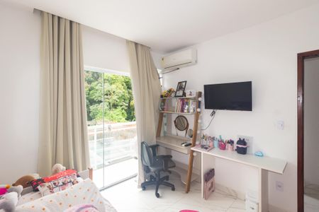 Casa de condomínio para alugar com 136m², 3 quartos e 2 vagasQuarto 1