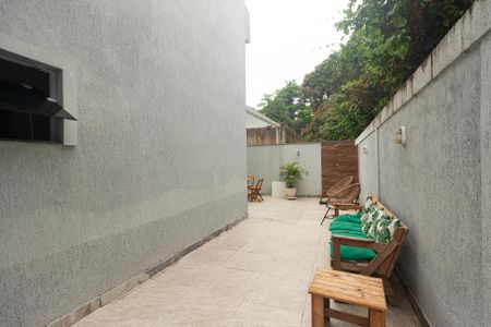 Casa de condomínio para alugar com 136m², 3 quartos e 2 vagasQuintal