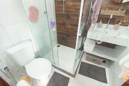 Casa de condomínio para alugar com 136m², 3 quartos e 2 vagasBanheiro Social 1