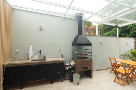 Casa de condomínio para alugar com 136m², 3 quartos e 2 vagasVaranda gourmet