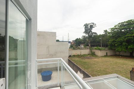 Casa de condomínio para alugar com 136m², 3 quartos e 2 vagasVaranda do Quarto 1