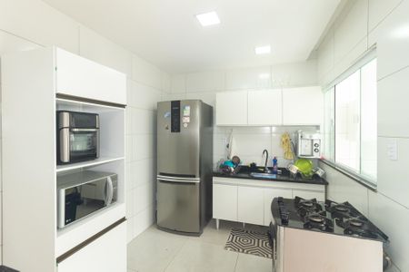 Casa de condomínio para alugar com 136m², 3 quartos e 2 vagasCozinha