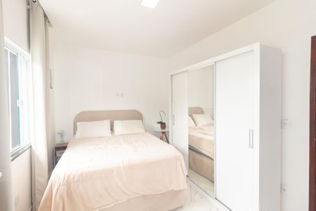 Casa de condomínio para alugar com 136m², 3 quartos e 2 vagasSuíte