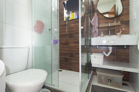 Casa de condomínio para alugar com 136m², 3 quartos e 2 vagasBanheiro Social 1