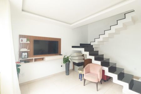 Sala de casa de condomínio para alugar com 3 quartos, 136m² em Campo Grande, Rio de Janeiro