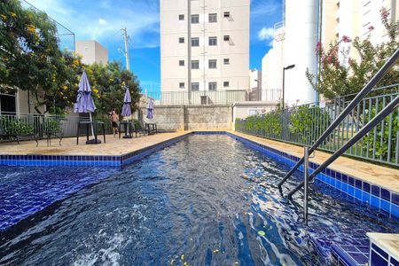 Apartamento para alugar com 51m², 2 quartos e 1 vaga Apartamento para alugar com 51m², 2 quartos e 1 vagaÁrea comum - Piscina