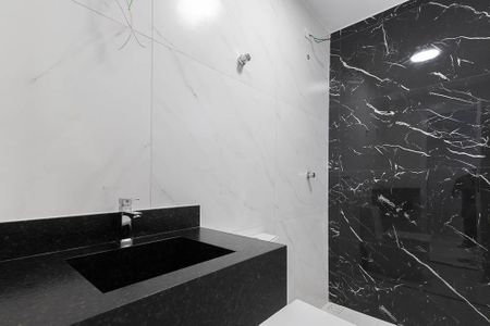 Casa para alugar com 102m², 3 quartos e 2 vagas Casa para alugar com 102m², 3 quartos e 2 vagasBanheiro