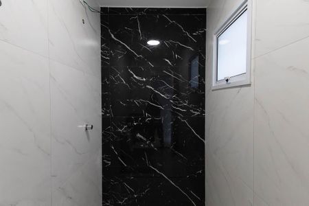 Casa para alugar com 102m², 3 quartos e 2 vagas Casa para alugar com 102m², 3 quartos e 2 vagasBanheiro