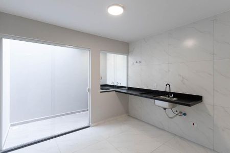 Casa para alugar com 102m², 3 quartos e 2 vagas Casa para alugar com 102m², 3 quartos e 2 vagasCozinha