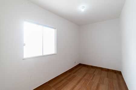 Quarto 1 de casa para alugar com 2 quartos, 80m² em Ipiranga, Belo Horizonte