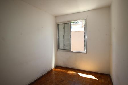 Quarto 1 de apartamento à venda com 2 quartos, 46m² em Petrópolis, Porto Alegre
