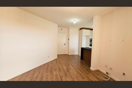 Sala de apartamento para alugar com 2 quartos, 48m² em Jardim do Lago, Jundiaí