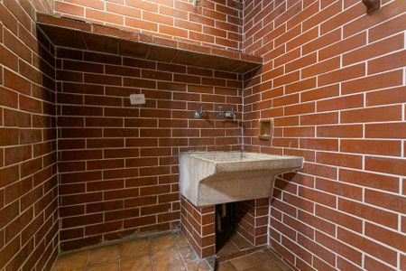 Casa à venda com 90m², 2 quartos e 2 vagas Casa à venda com 90m², 2 quartos e 2 vagasÁrea de Serviço