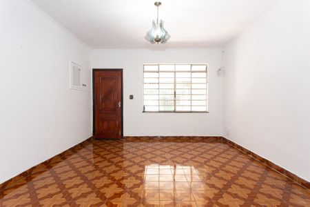Casa à venda com 90m², 2 quartos e 2 vagas Casa à venda com 90m², 2 quartos e 2 vagasSala