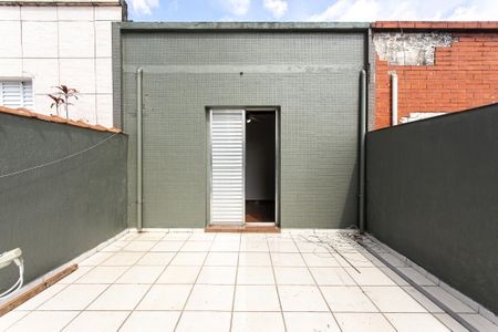 Casa à venda com 90m², 2 quartos e 2 vagas Casa à venda com 90m², 2 quartos e 2 vagasVaranda do Quarto 2