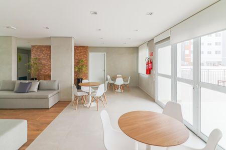 Studio para alugar com 24m², 1 quarto e sem vagaÁrea comum - Salão de festas