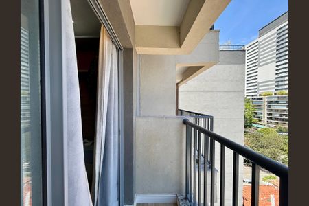 Studio para alugar com 24m², 0 quarto e sem vaga Studio para alugar com 24m², 0 quarto e sem vagaSacada do Studio