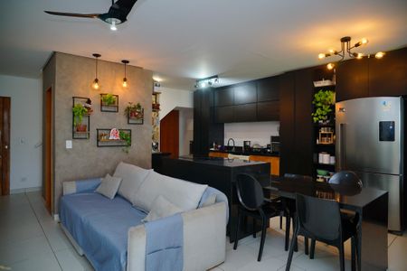 Sala de casa para alugar com 3 quartos, 120m² em Itaipu, Niterói