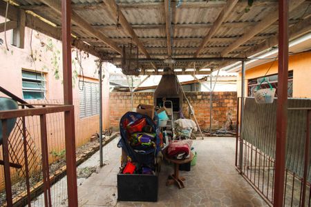 Varanda de casa à venda com 3 quartos, 84m² em Medianeira, Porto Alegre