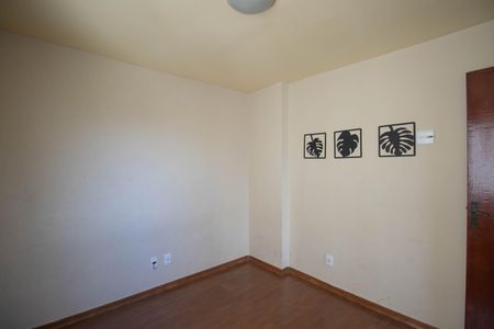 Quarto 1 de apartamento para alugar com 2 quartos, 50m² em Alcantara, São Gonçalo