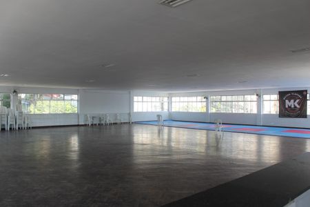 Apartamento para alugar com 50m², 2 quartos e 1 vagaÁrea comum - Salão de festas