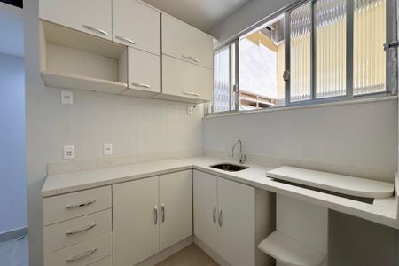 Apartamento para alugar com 85m², 3 quartos e 1 vaga