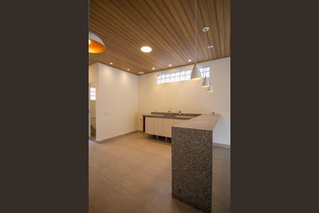 Casa para alugar com 60m², 2 quartos e 3 vagas Casa para alugar com 60m², 2 quartos e 3 vagasCozinha