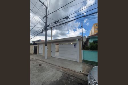 Casa para alugar com 60m², 2 quartos e 3 vagas Casa para alugar com 60m², 2 quartos e 3 vagasPlaca