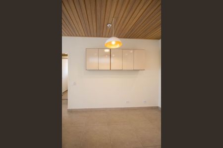 Casa para alugar com 60m², 2 quartos e 3 vagas Casa para alugar com 60m², 2 quartos e 3 vagasCozinha