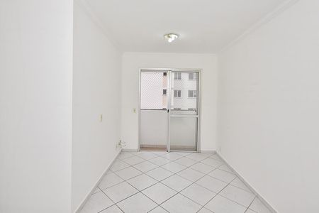 Sala de apartamento para alugar com 3 quartos, 66m² em Jardim São Jorge, São Paulo