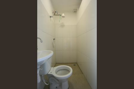 Casa para alugar com 64m², 2 quartos e 5 vagasBanheiro da Suíte