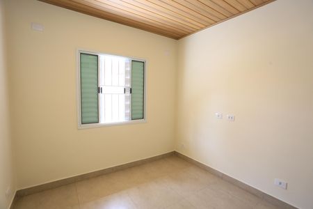 Casa para alugar com 64m², 2 quartos e 5 vagassuite
