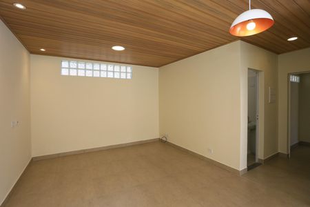 sala  de casa para alugar com 2 quartos, 64m² em Jardim Nadir, São Paulo