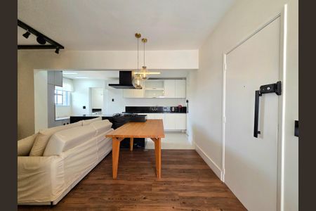 Apartamento para alugar com 88m², 2 quartos e 1 vagaSala