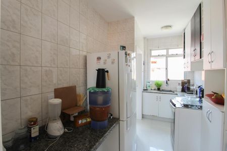 Apartamento à venda com 100m², 3 quartos e 2 vagas Apartamento à venda com 100m², 3 quartos e 2 vagasCozinha
