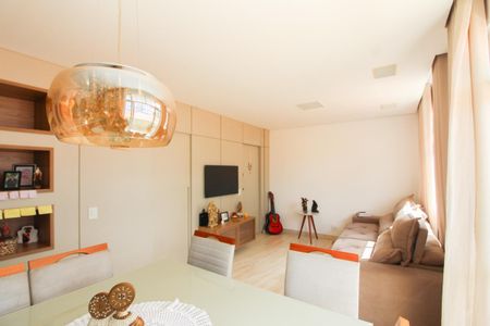 Apartamento à venda com 100m², 3 quartos e 2 vagas Apartamento à venda com 100m², 3 quartos e 2 vagasSala