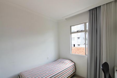 Apartamento à venda com 100m², 3 quartos e 2 vagas Apartamento à venda com 100m², 3 quartos e 2 vagasQuarto 2