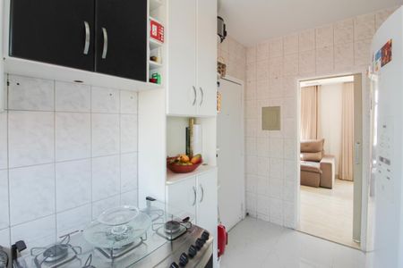 Apartamento à venda com 100m², 3 quartos e 2 vagas Apartamento à venda com 100m², 3 quartos e 2 vagasCozinha
