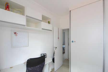 Apartamento à venda com 100m², 3 quartos e 2 vagas Apartamento à venda com 100m², 3 quartos e 2 vagasQuarto 2