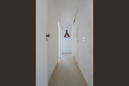 Apartamento à venda com 100m², 3 quartos e 2 vagas Apartamento à venda com 100m², 3 quartos e 2 vagasCorredor